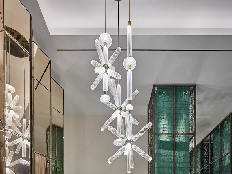 Originality Customizable Delicate Club Glass Chandelier