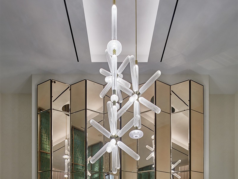 Originality Customizable Delicate Club Glass Chandelier